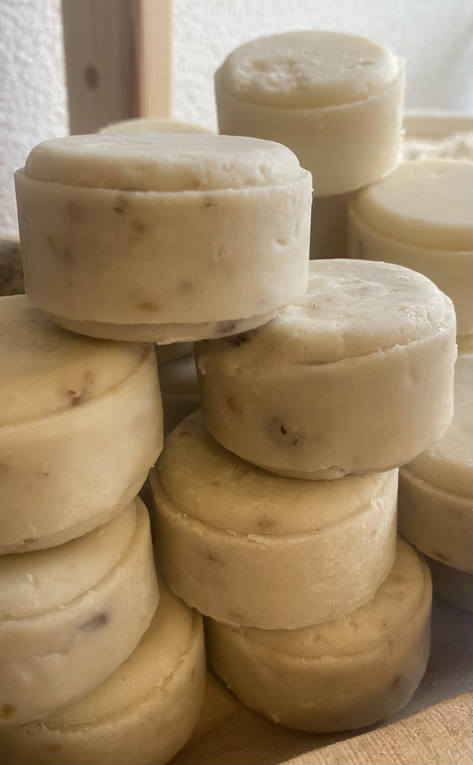 Golden glow-zachte shampoobar met calendula & kokos